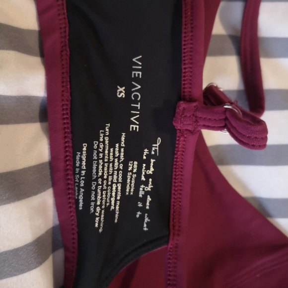 Vie Active Urban Outfitters Workout Bra XS - Picture 3 of 3